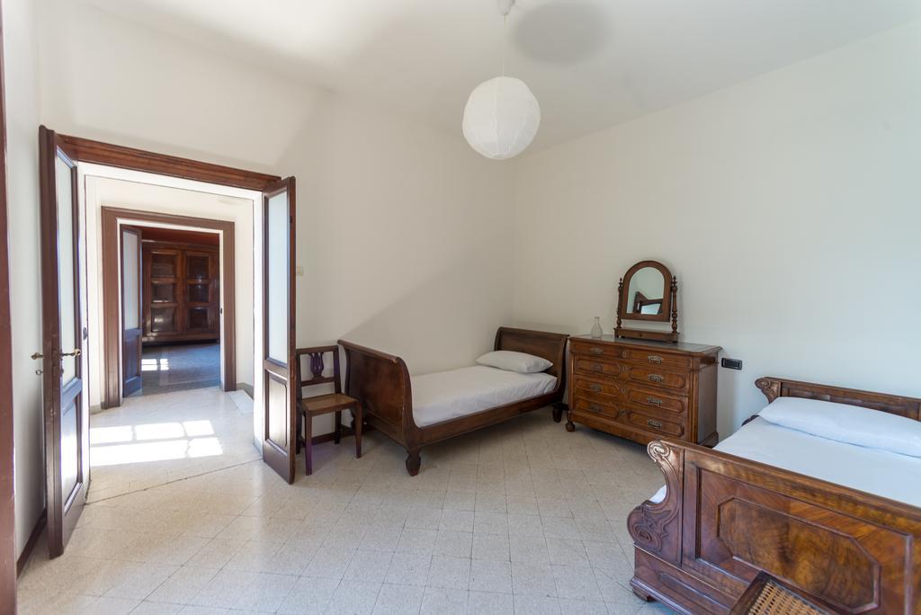 Villa La Rossa Fiumelatte المظهر الخارجي الصورة